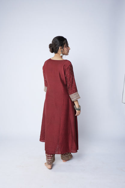 Ellora embroidered kurta