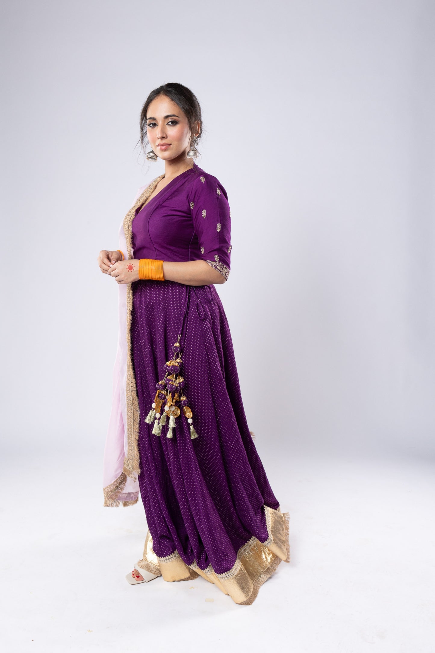 Amber Embroidered Lehenga Set