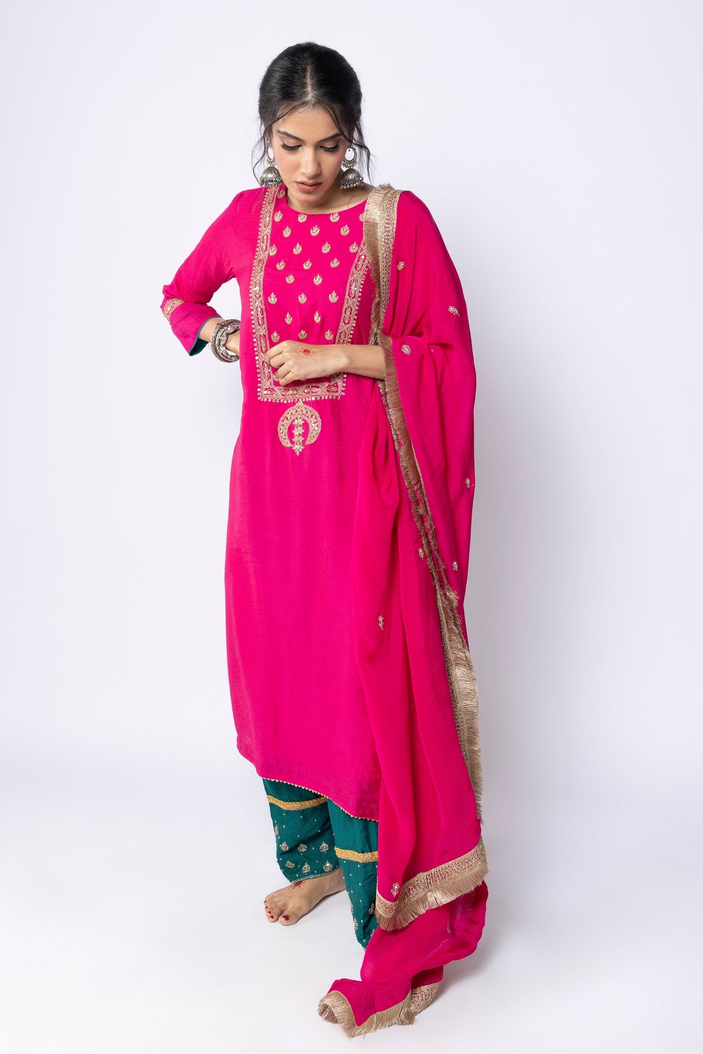 Amer Embroidered Kurta Set