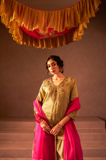 Baraati Banno Embroidered Kurta Set- Set of 3 - 5