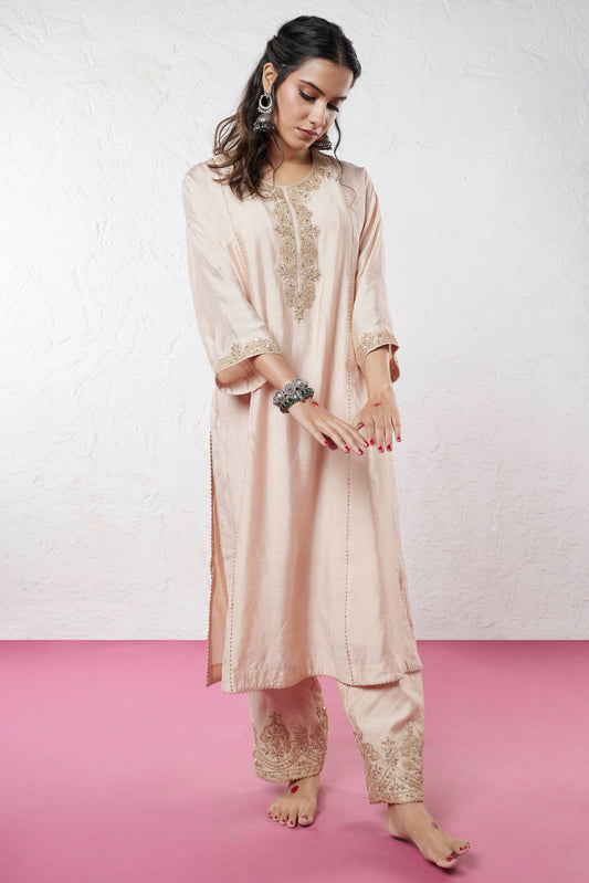 Charminar embroidered kurta