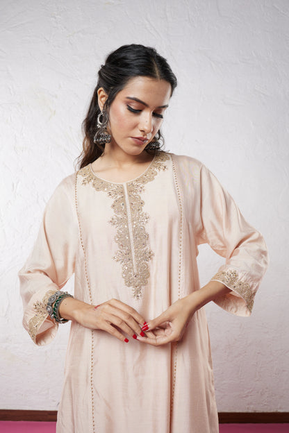 Charminar embroidered kurta set