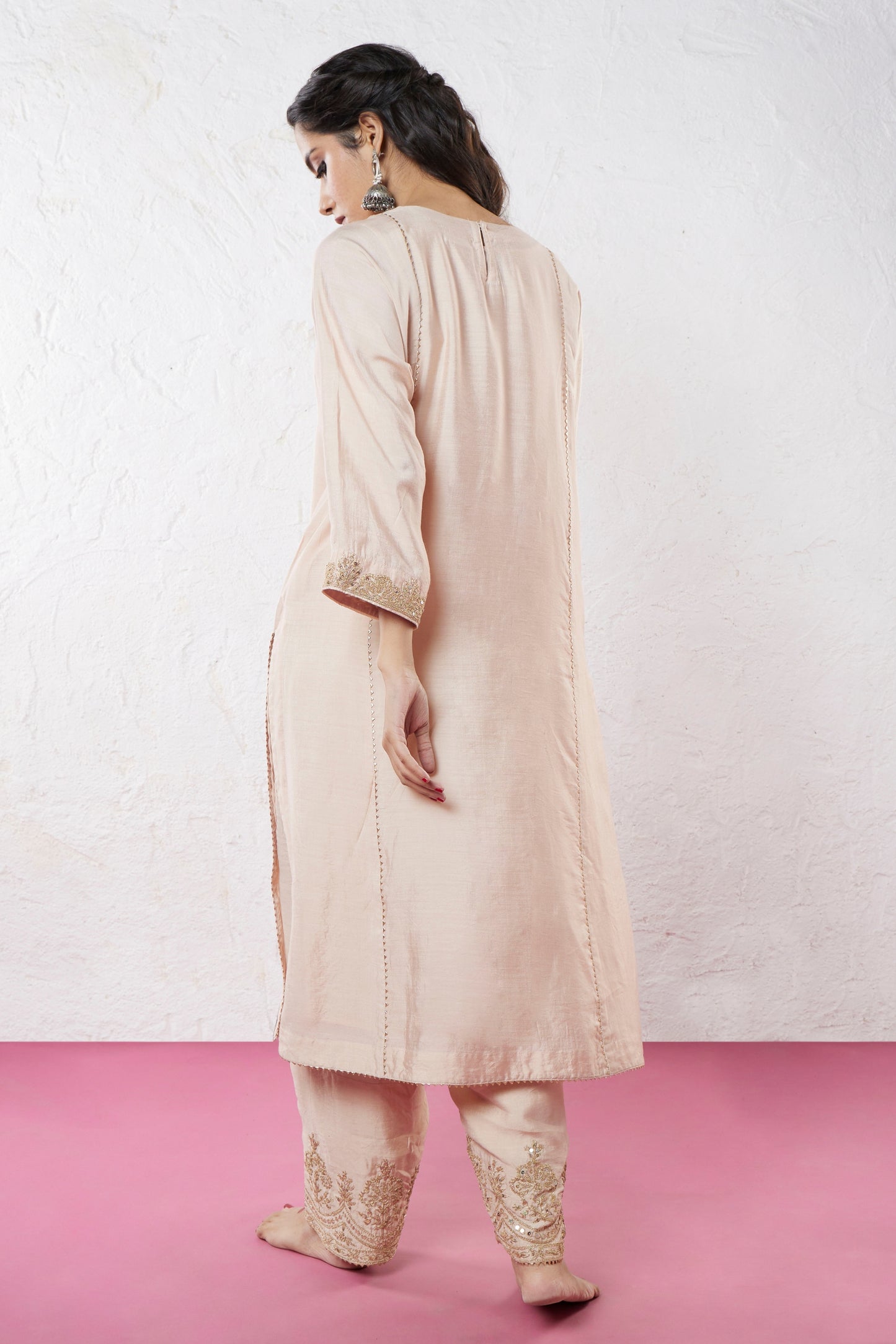 Charminar embroidered kurta set