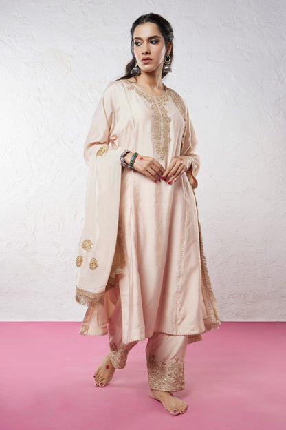 Charminar embroidered kurta set