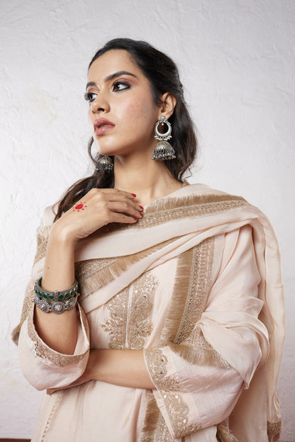 Charminar embroidered kurta set