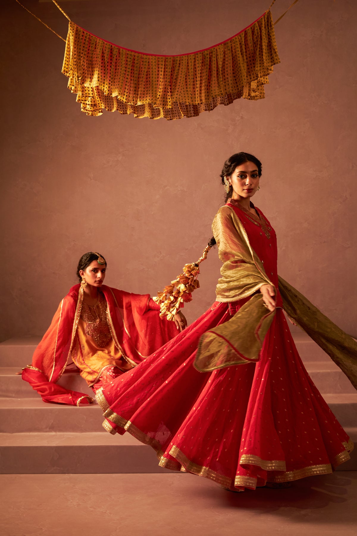 Chingari Rani Embroidered Kurta Set- Set of 3 - 3