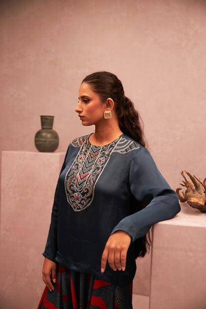 Chulbuli Embroidered Kurta - 3