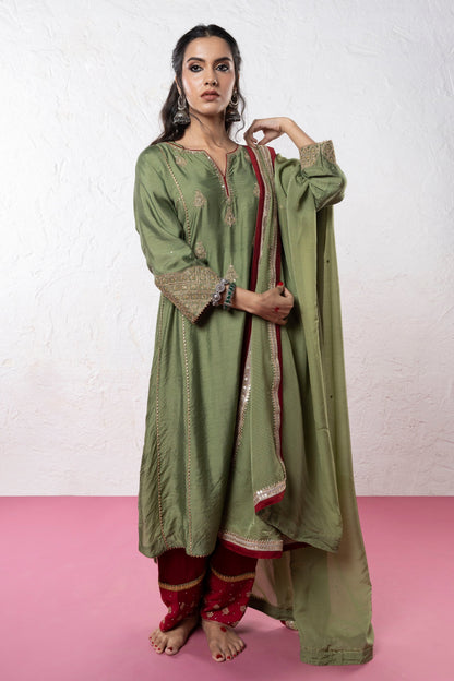 Dilwara Embroidered dupatta