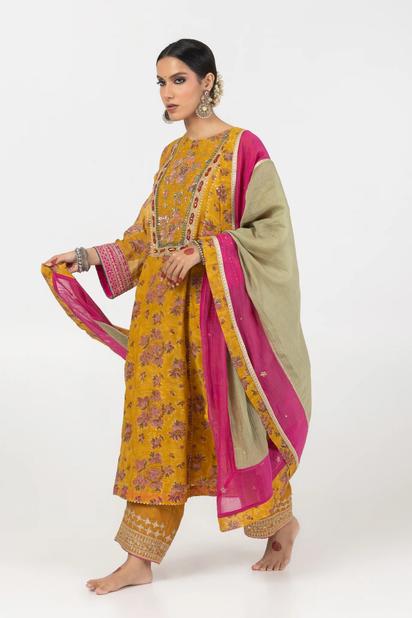 Falak Hand embroidered Dupatta