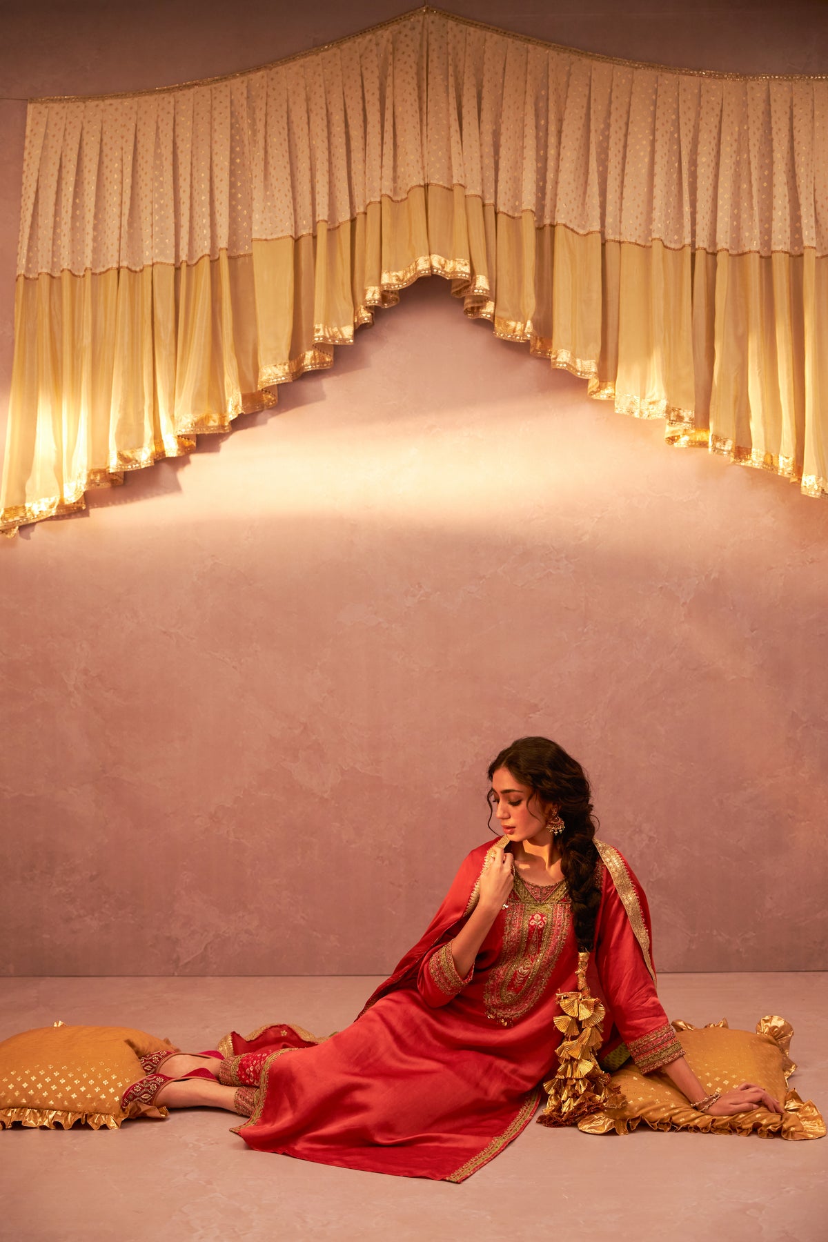 Gerua Bahaar Embroidered Kurta - 4