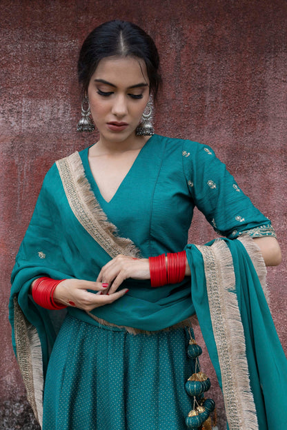 Gulberg Embroidered dupatta