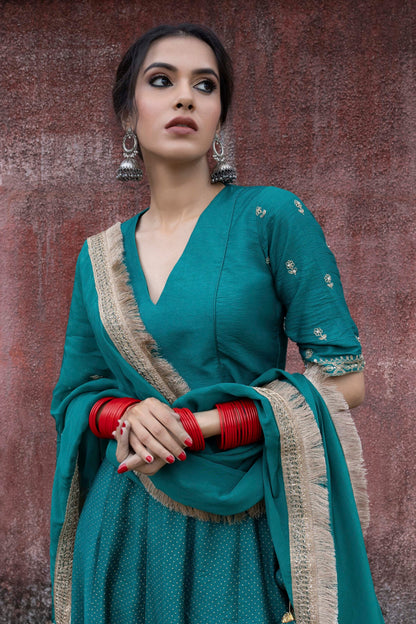 Gulberg Embroidered dupatta