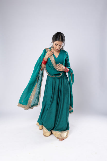 Gulberg Embroidered dupatta