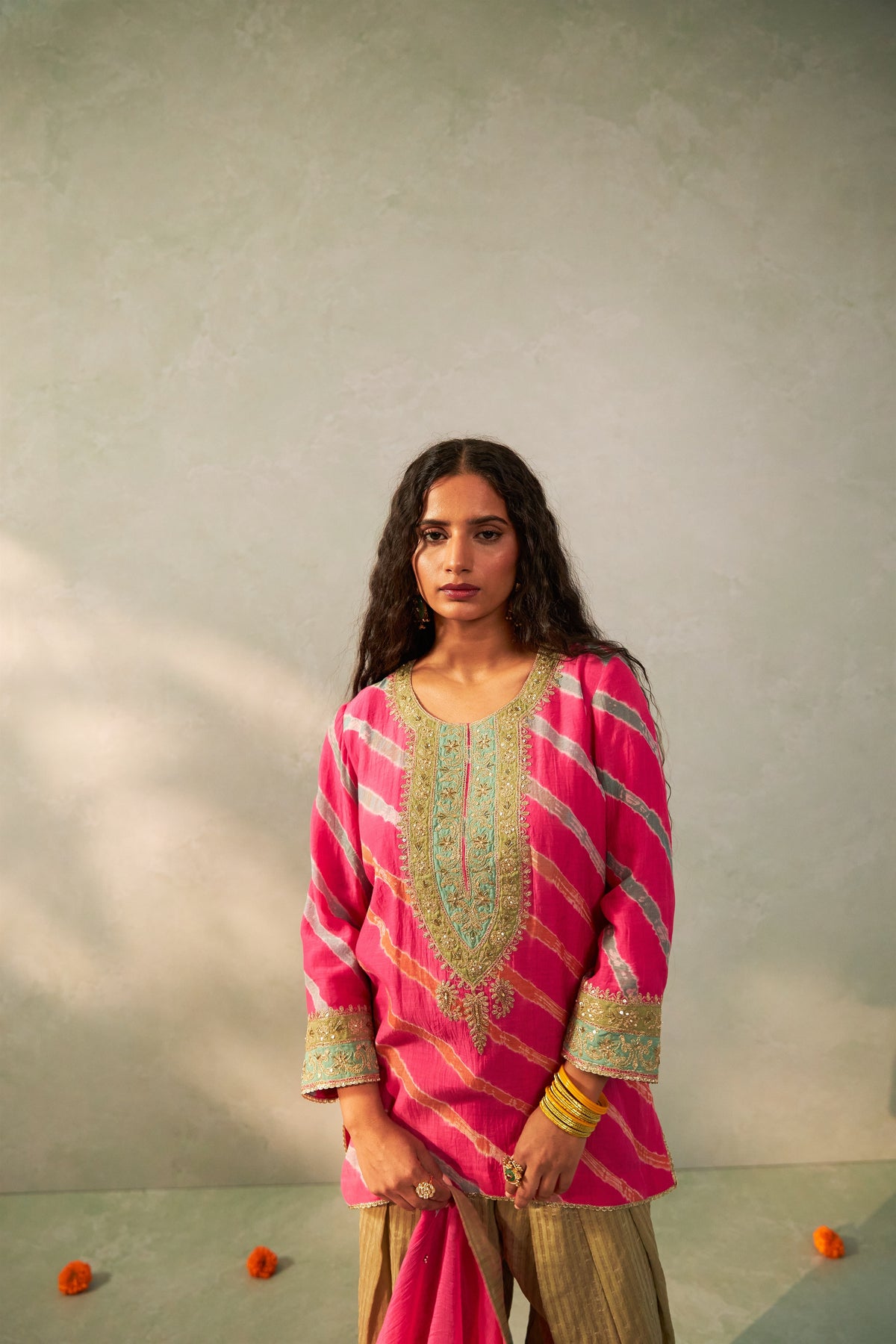 Gulnaar Gulabi Embroidered Kurta Set- Set of 3
