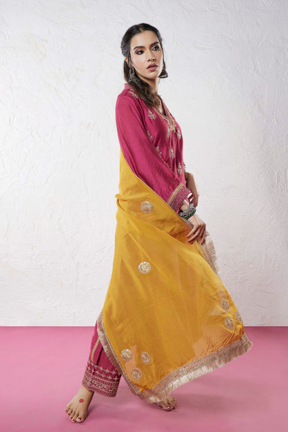 Hawa Mahal Embroidered dupatta