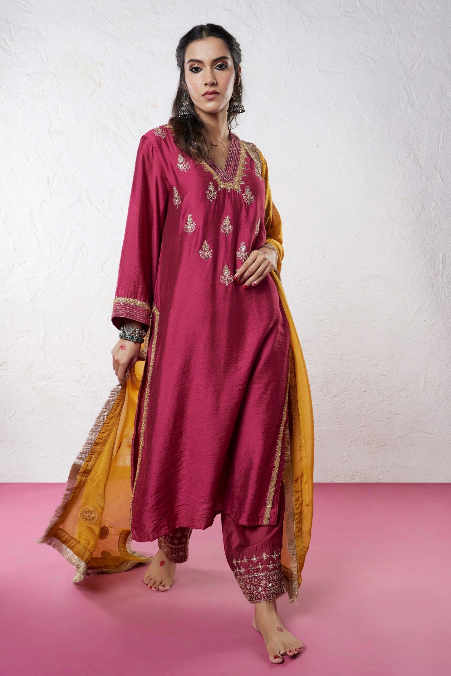 Hawa Mahal Embroidered dupatta