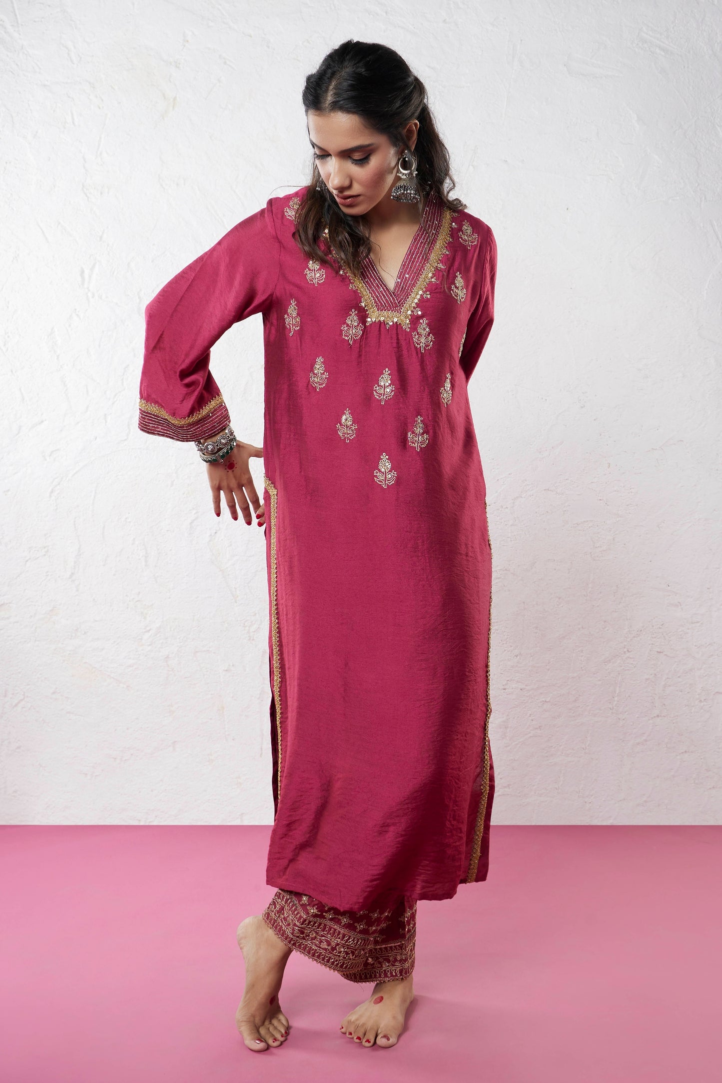Hawa Mahal Embroidered Kurta Set