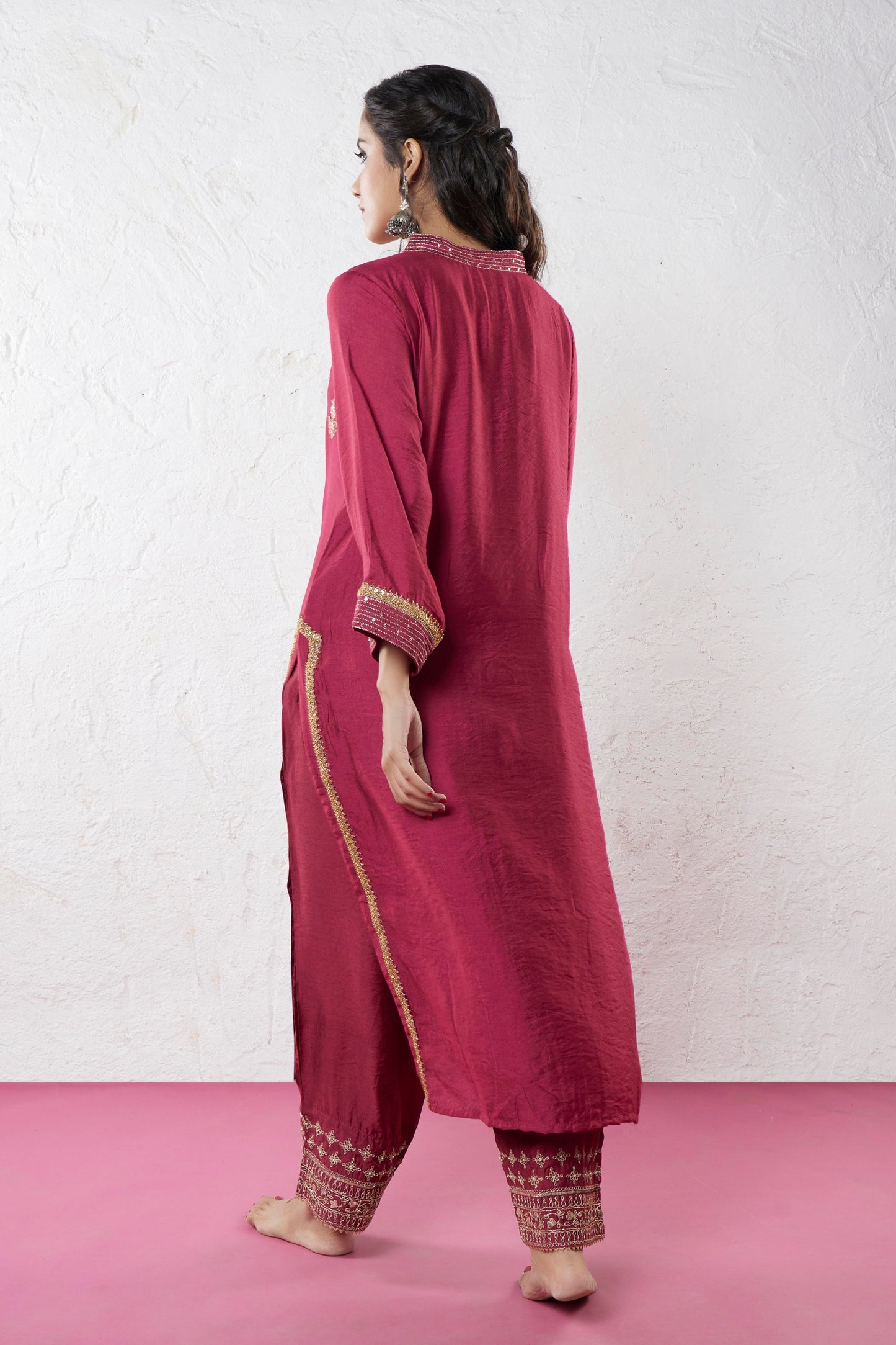 Hawa Mahal Embroidered Kurta Set