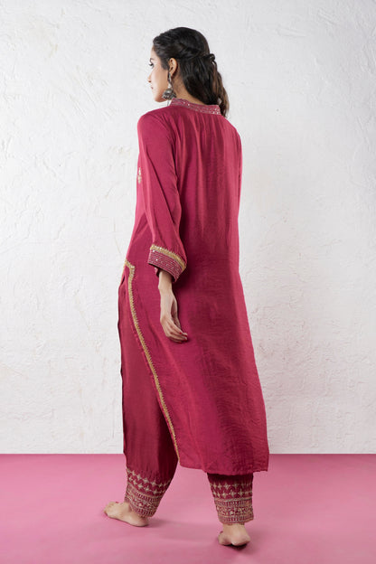 Hawa Mahal Embroidered Kurta Set