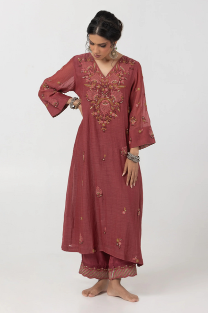 Ibtida Embroidered Kurta 2