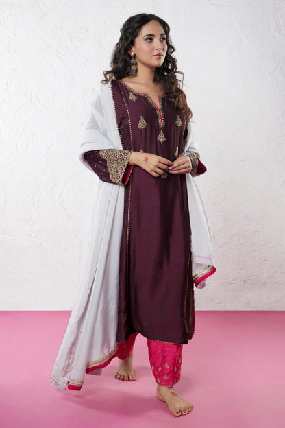 Jama Embroidered dupatta