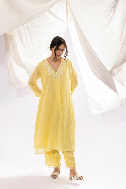 LIGHT YELLOW CHIKANKARI KURTA