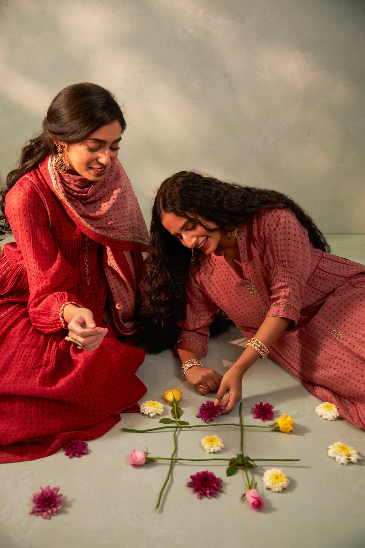 Laal Gulal Embroidered Kurta Set- Set of 3