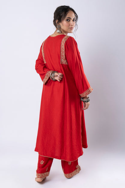 Lal Quila Embroidered Kurta Set