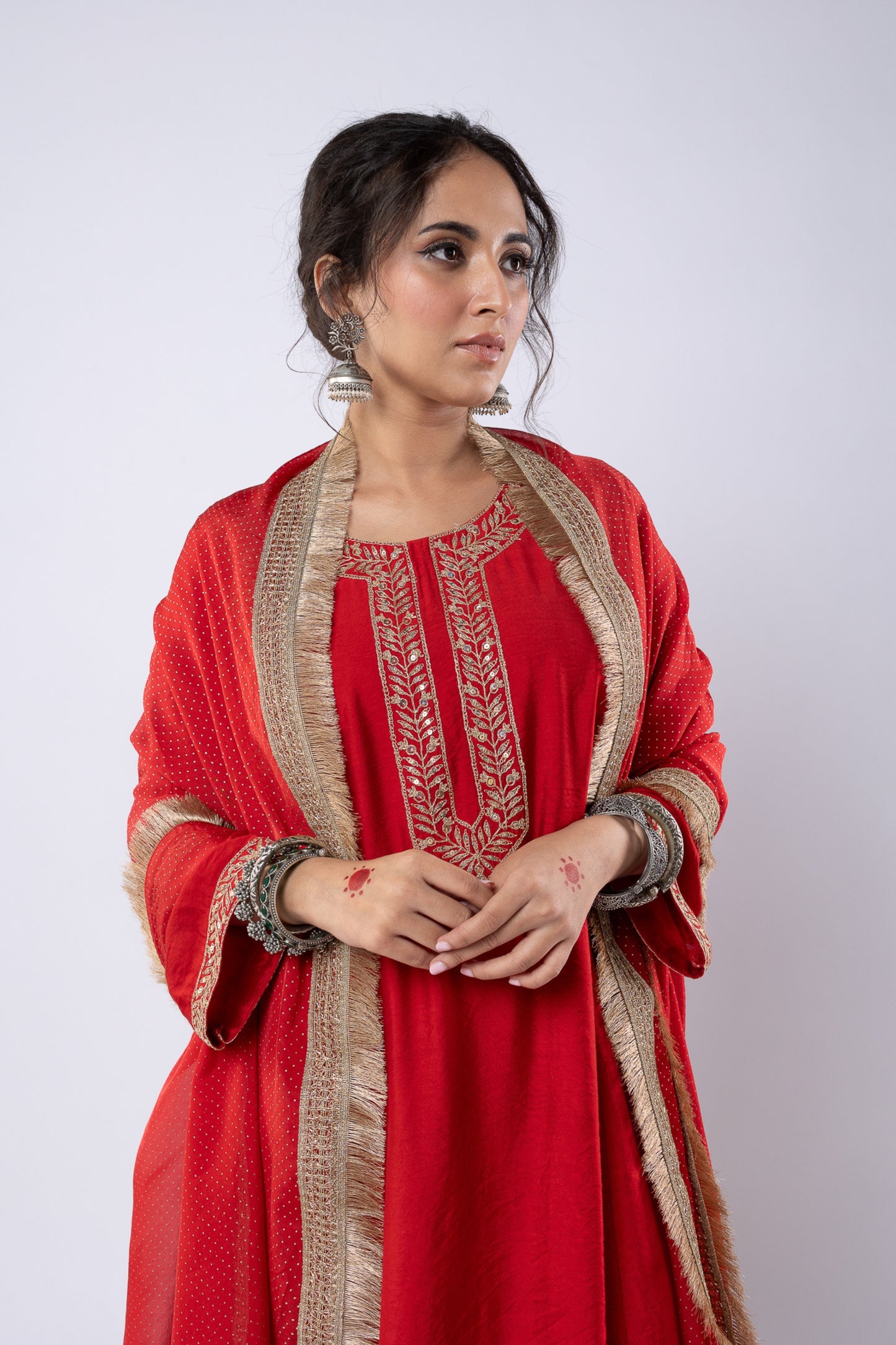 Lal Quila Embroidered dupatta