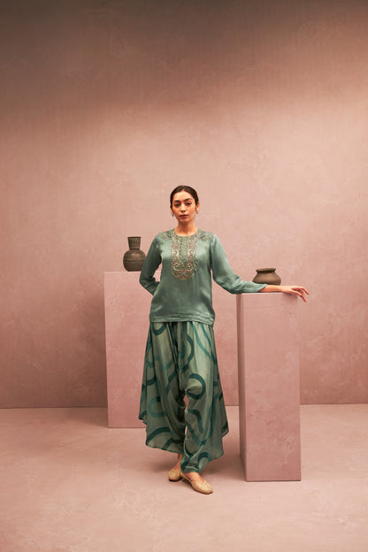 Mastani Leher Embroidered Kurta - 1