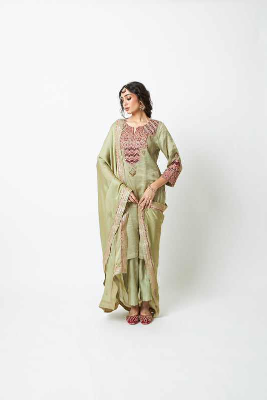 Nakhra Naaz Embroidered Dupatta - 1