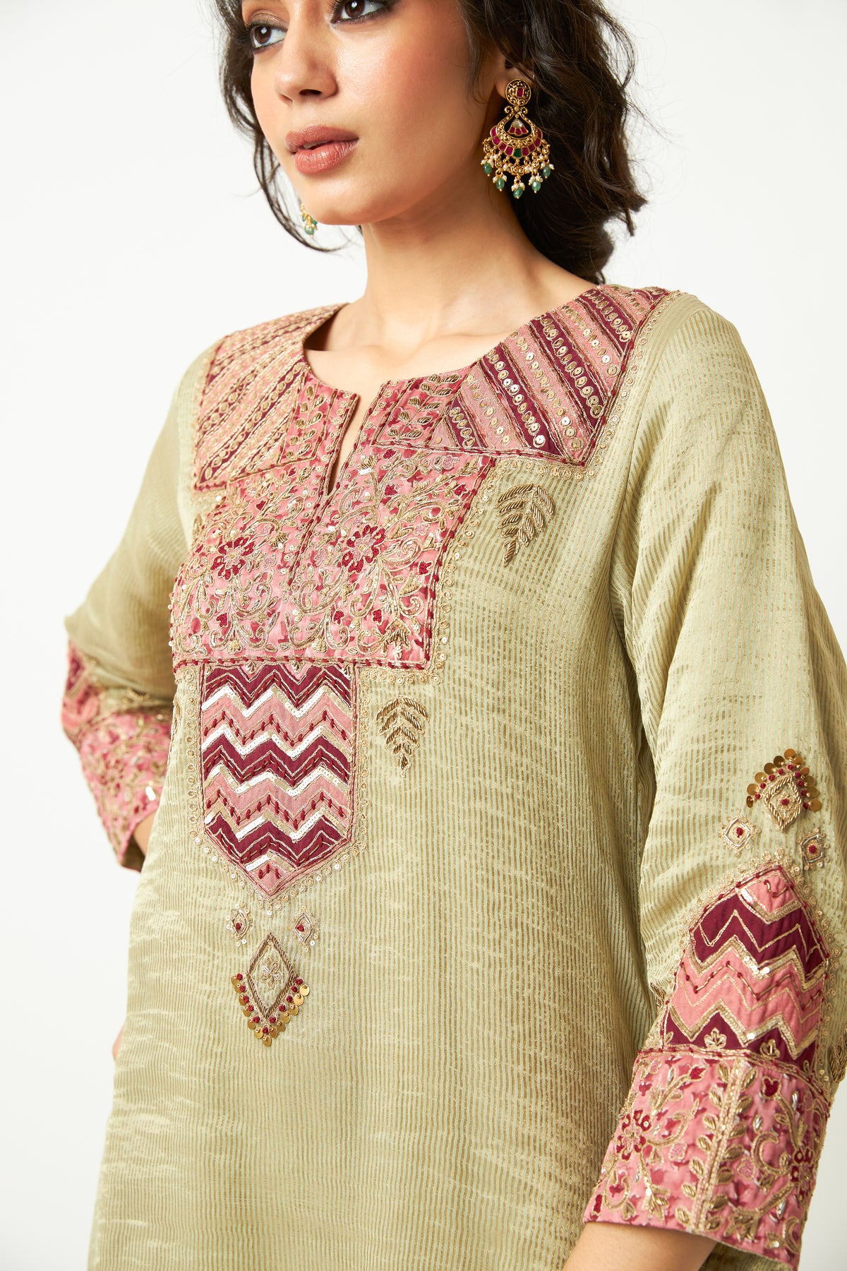 Nakhra Naaz Embroidered Kurta Set- Set of 3 - 13