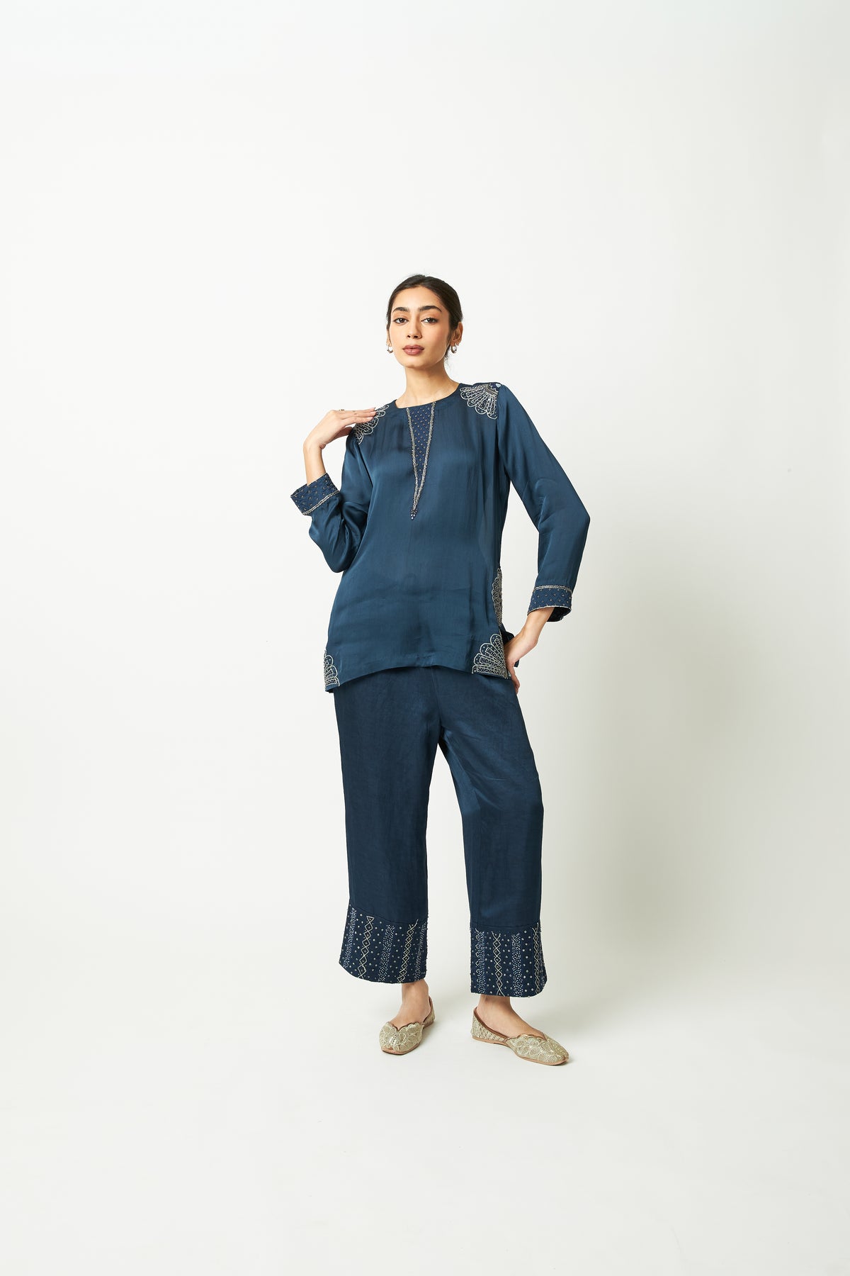 Neelanjana Embroidered Co-ord Set- Set of 2 - 6