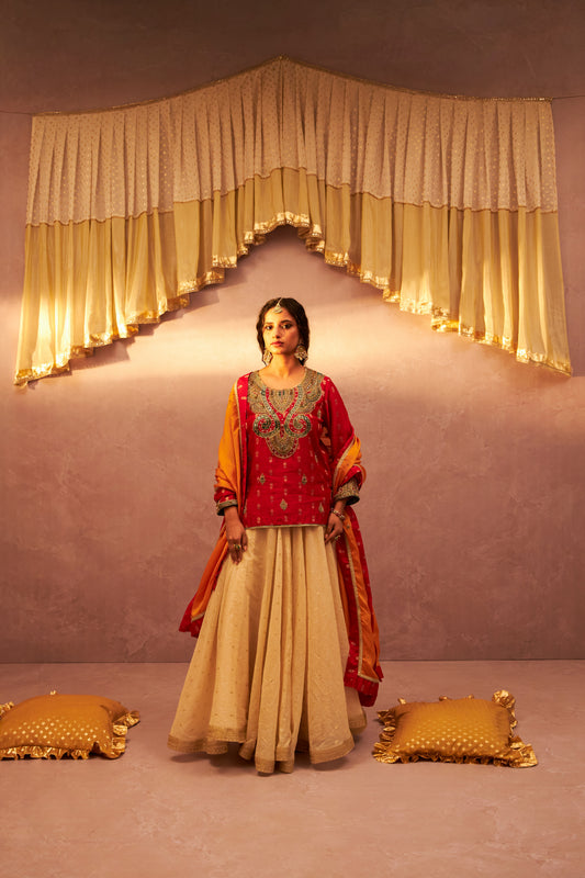 Noor Manjari Embroidered Kurta Set- Set of 3 - 1
