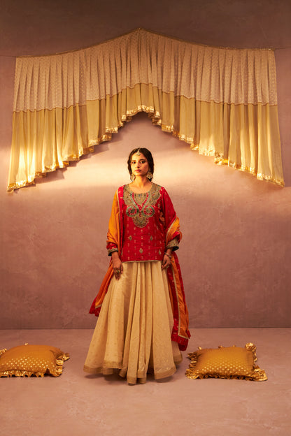 Noor Manjari Embroidered Kurta - 1