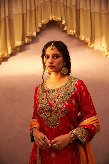 Noor Manjari Embroidered Kurta - 4