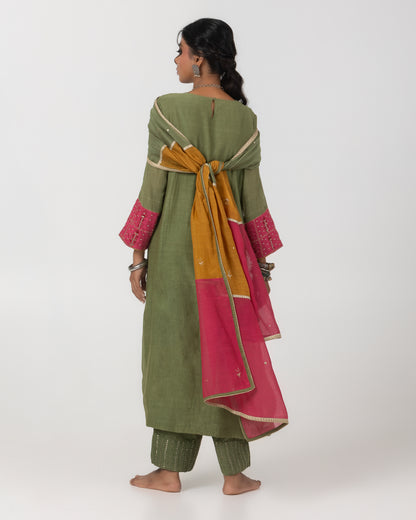 Sajidah Hand Embroidered Dupatta