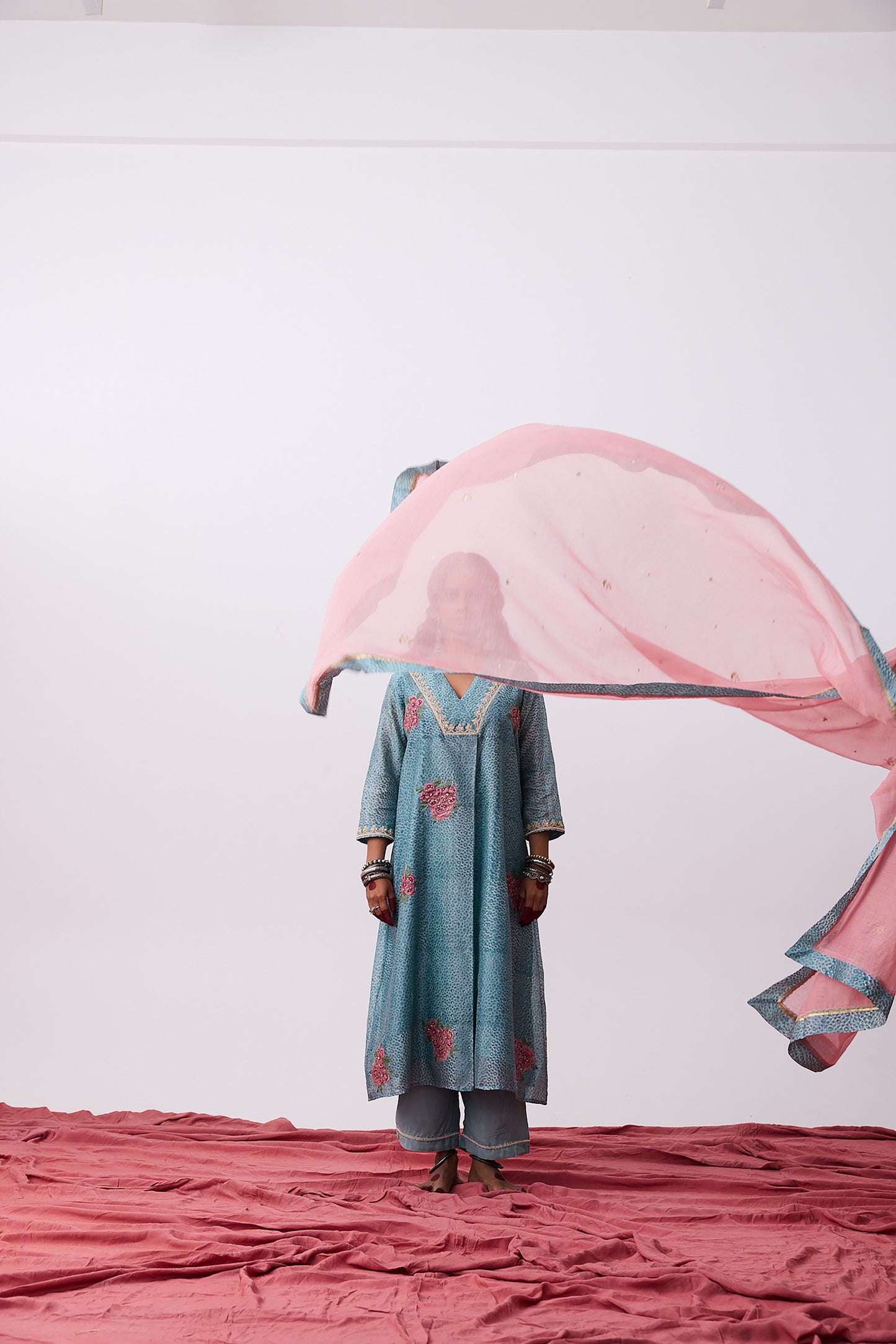 Aavirbhav Embroidered Dupatta