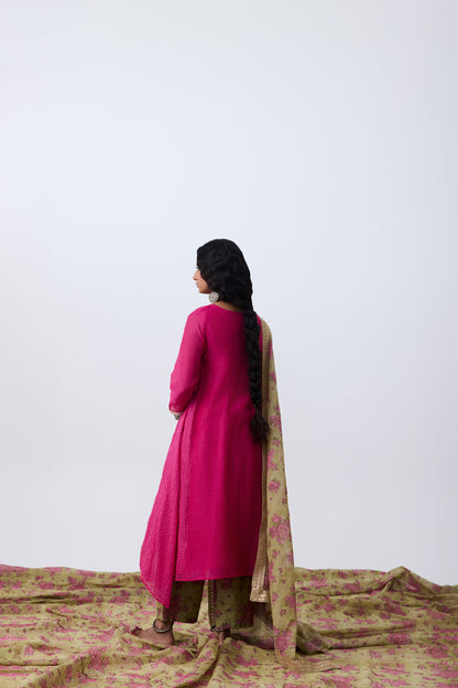 Tarangini Embroidered Kurta Set