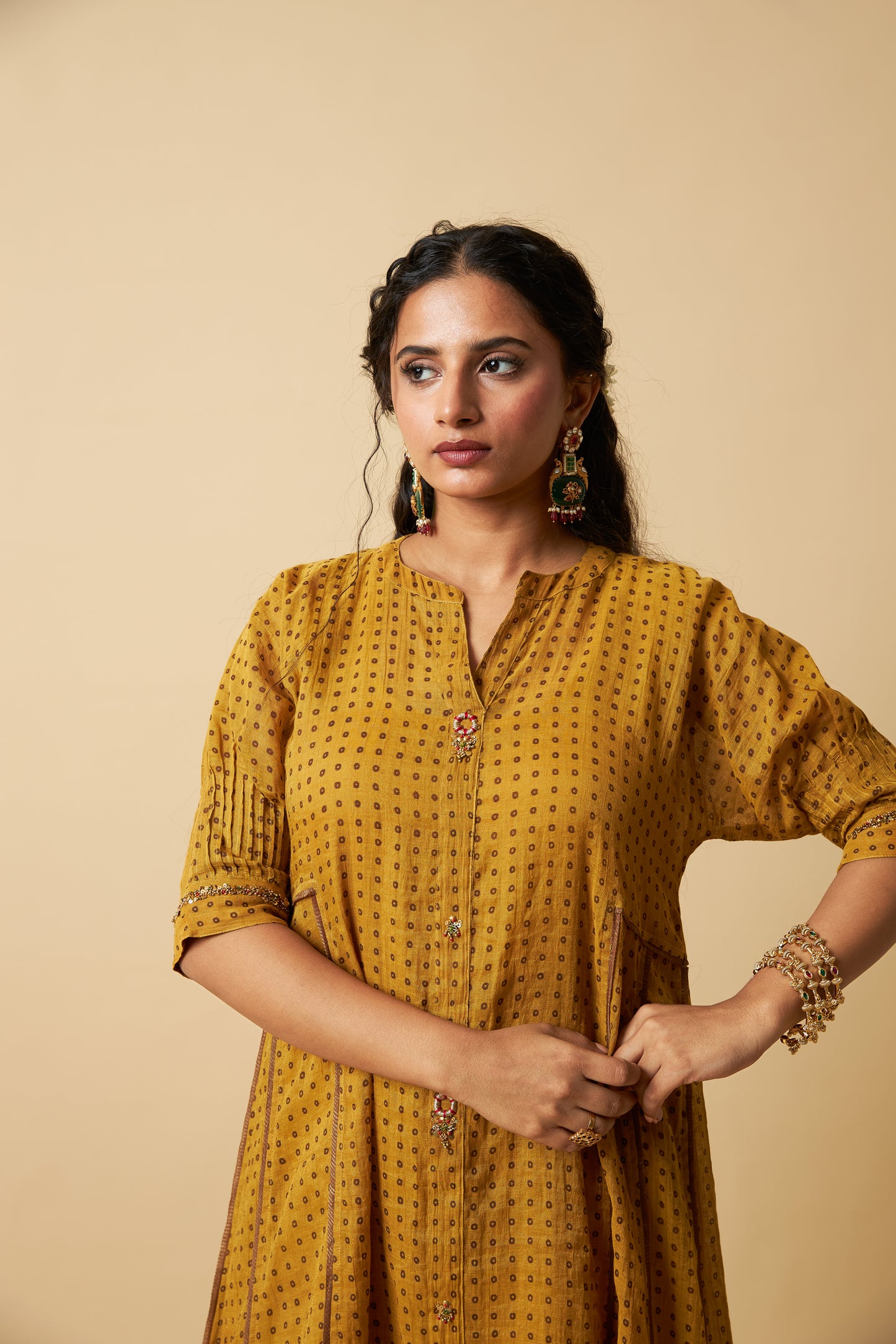 Sunehri Adaa Embroidered Tunic