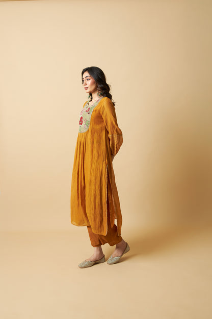 Genda Phool Embroidered Kurta Set- Set of 3