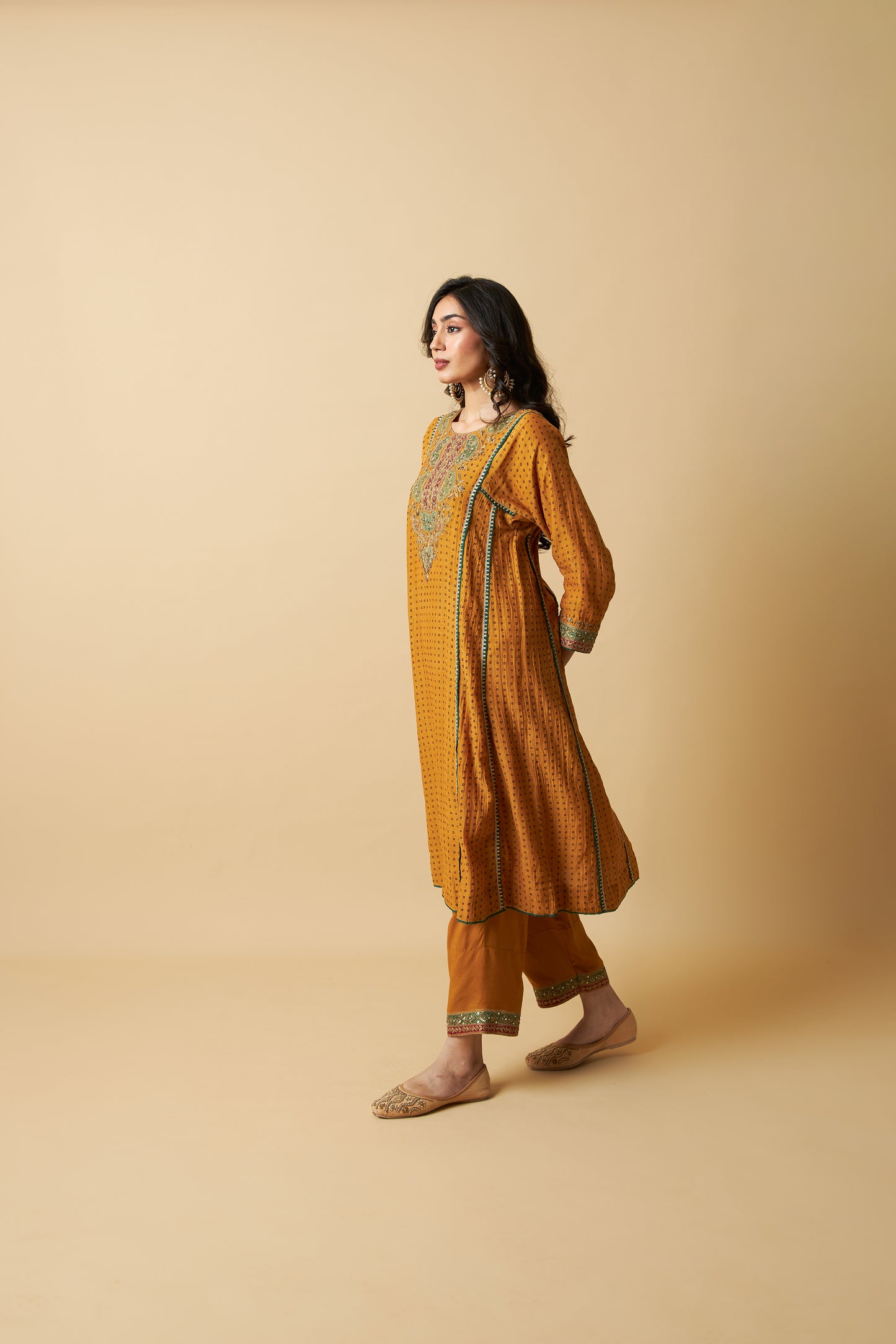 Peeli Pataka Embroidered Kurta