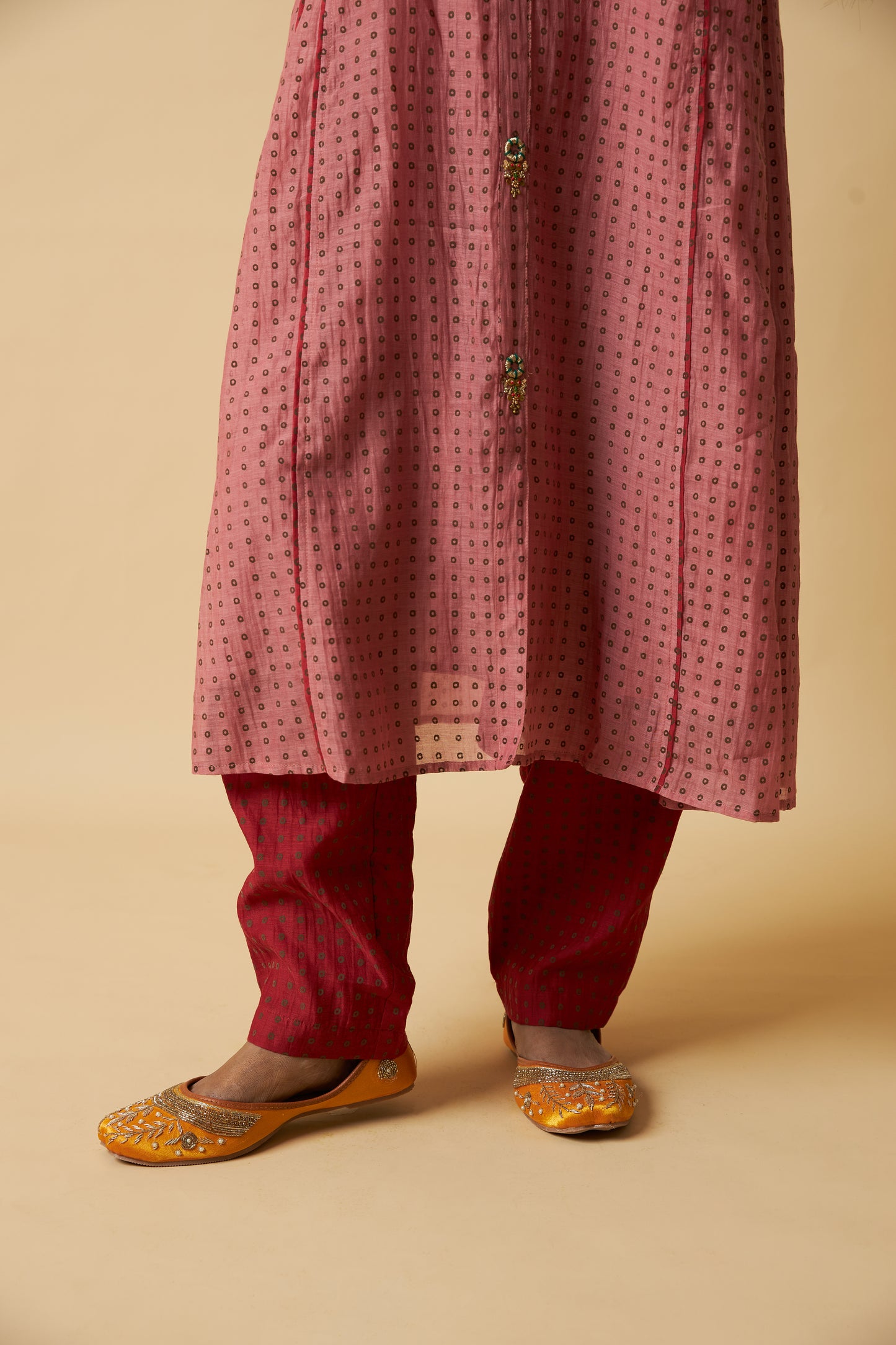 Gulabi Koyal Pants
