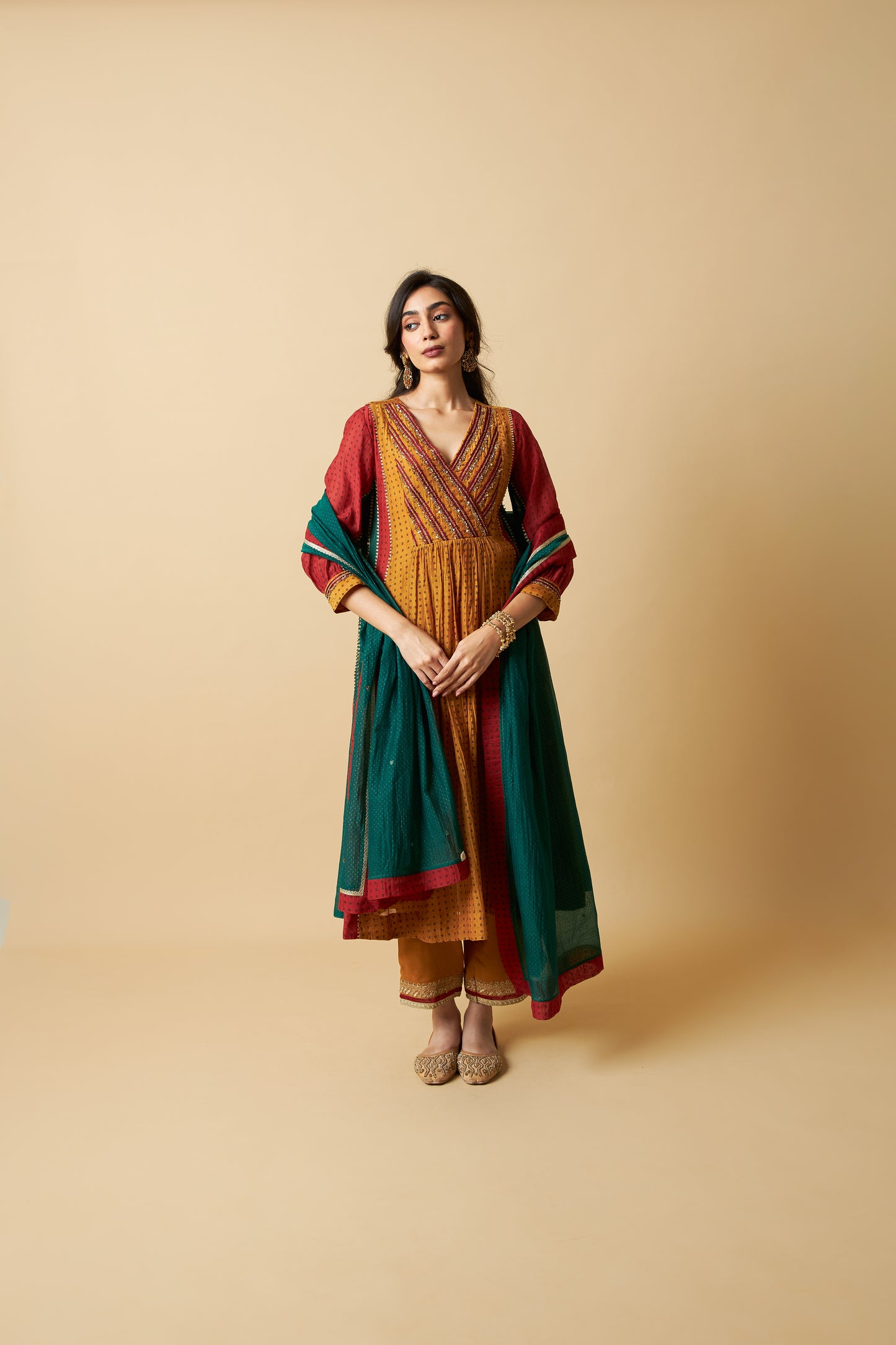 Rang Rasiya Embroidered Dupatta