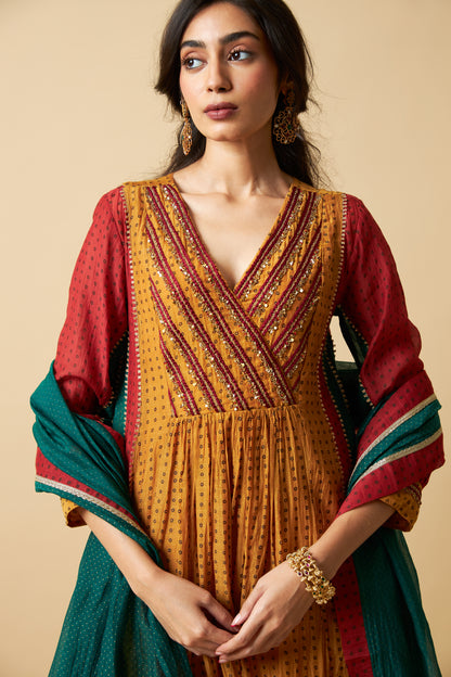 Rang Rasiya Embroidered Dupatta