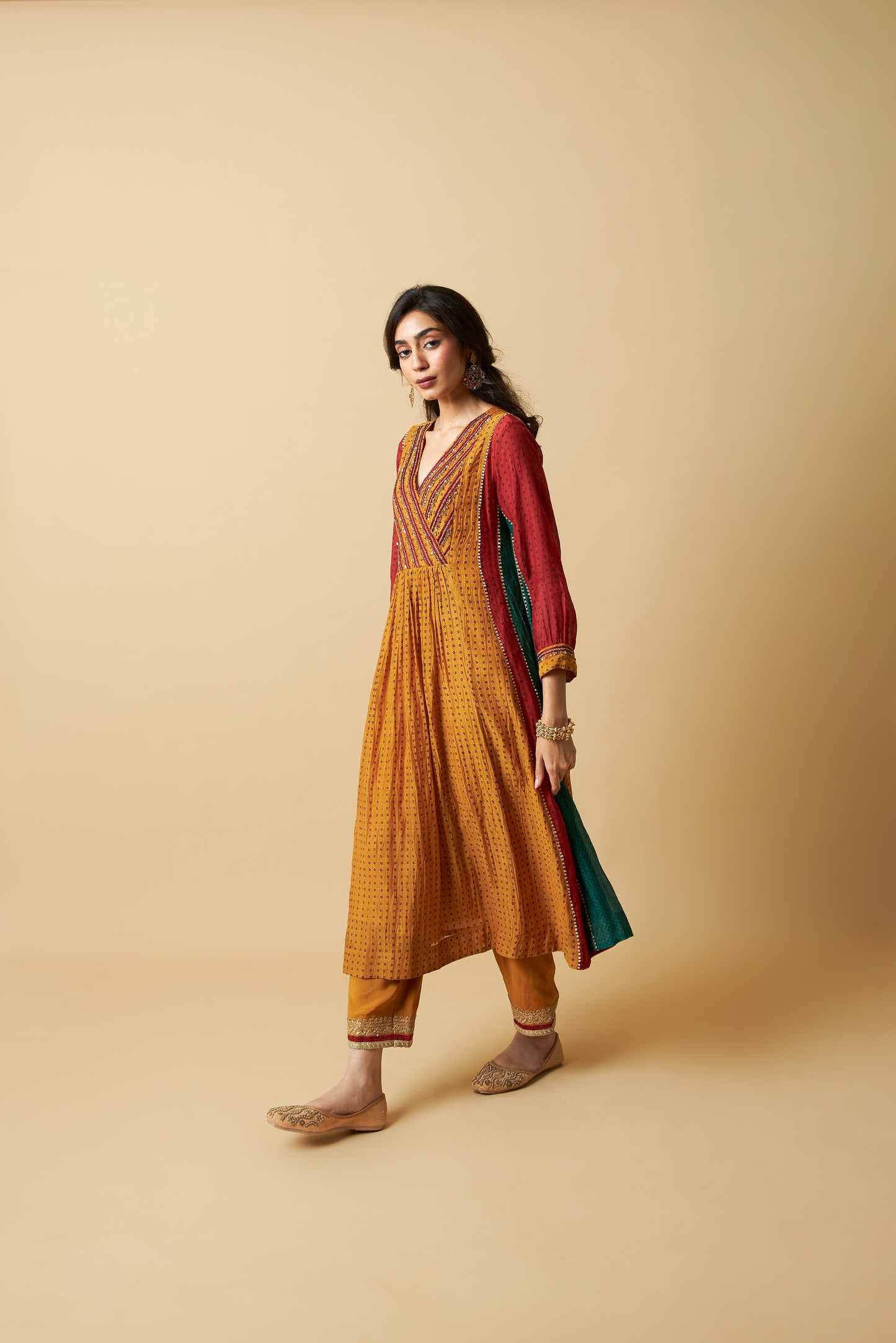 Rang Rasiya Embroidered Kurta