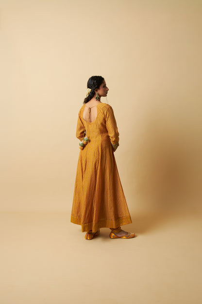 Madhubala Embroidered Anarkali Kurta