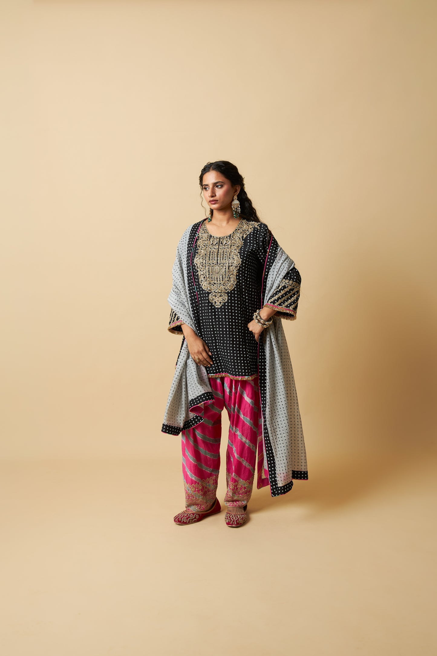 Kaali Rangili Embroidered Dupatta