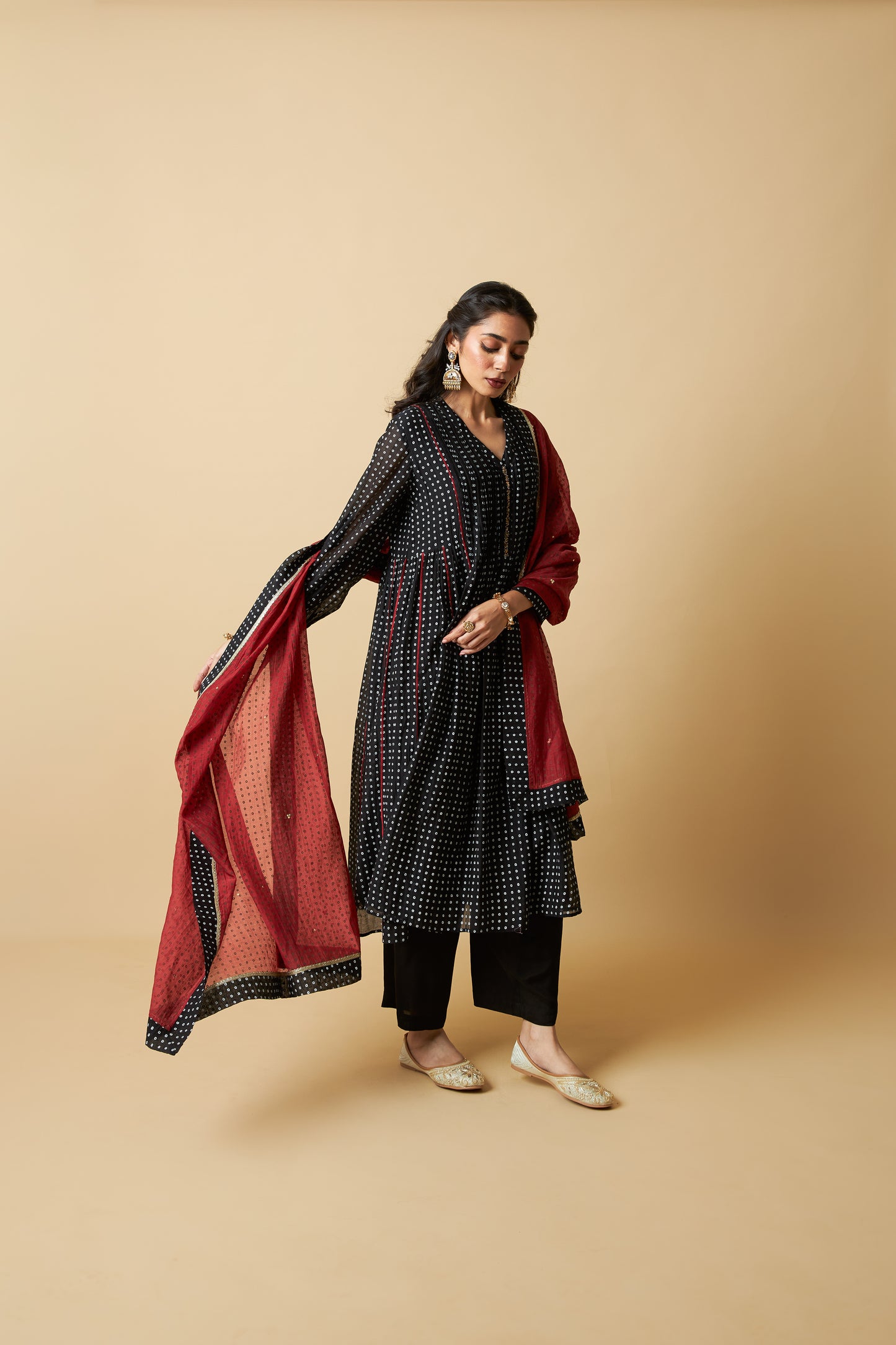 Kaali Phuljhadi Embroidered Kurta Set- Set of 3