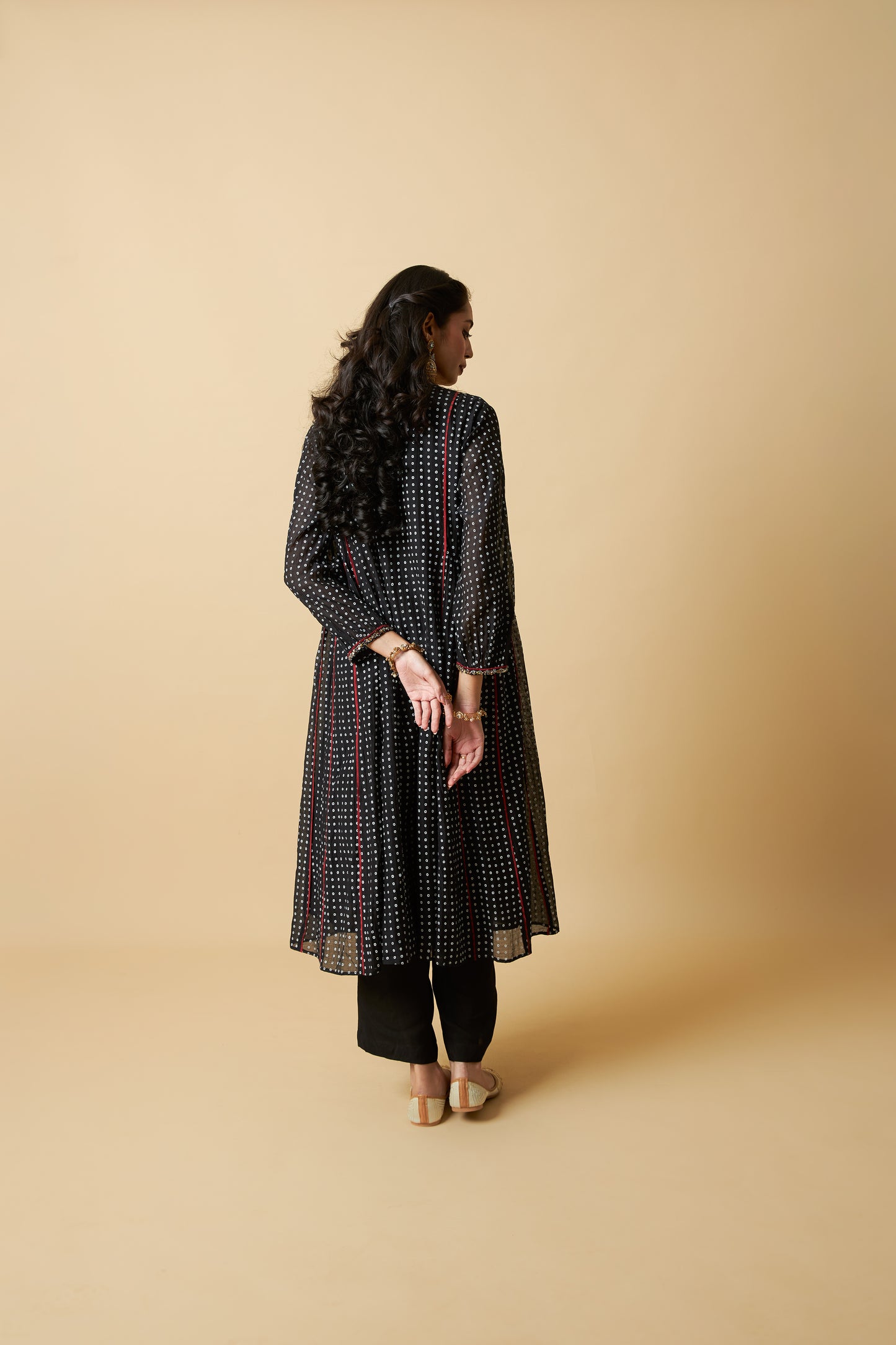 Kaali Phuljhadi Embroidered Kurta Set- Set of 3